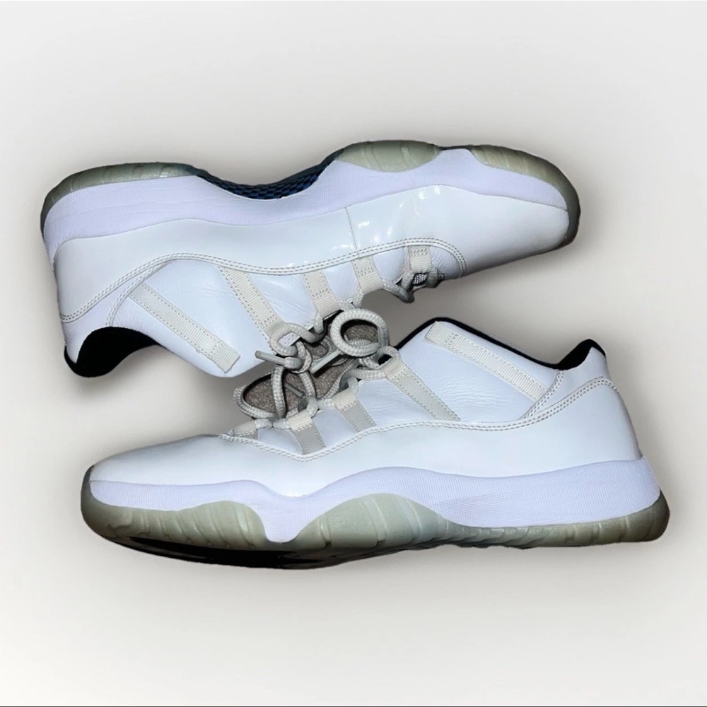 Jordan 11 Retro Low Legend Blue - Size 11.5 Excellent Condition 2021 White Blue